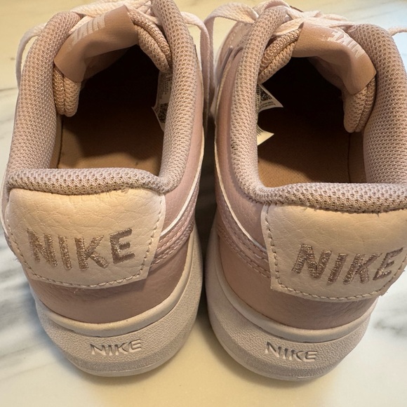 Nike Women's Sneakers in Pink Oxford - Picture 4 of 9